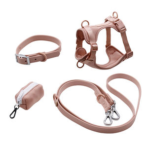 Collier de grand chien doux et confortable avec harnais de laisse attaché en plastique PVC TPU de luxe pour la formation disponible en petites tailles XL - Product Image 2