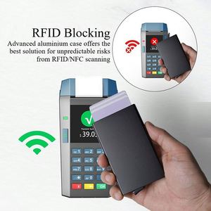 Porte-cartes minimaliste Siy1877, fin, anti-RFID, en aluminium, avec système pop-up - Product Image 5