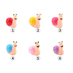 Figurine d'escargot en résine aux yeux bombés, mini ornement animalier pour la décoration de la maison, rose, bleu, violet, jaune, rouge, rose vif - Product Image 1