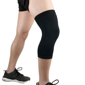 Genouillère Élastique Basique WHX0019 en Polyester, Spandex, Latex, Silicone Respirant, Soutien de Compression pour la Marche Quotidienne - Product Image 1