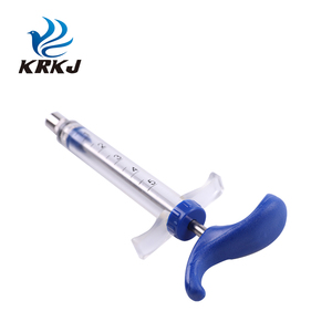 Jeringas Manuales Reutilizables CETTIA KD313 de Plástico, Acero y Fibra de Vidrio de 5 ml para la Vacunación de Pollitos de un Día - Product Image 5