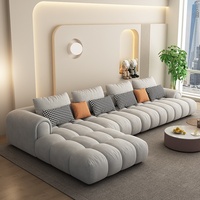 Canapé d'angle haut de gamme de style Mid-Century Modern, avec structure en pin massif et revêtement en tissu, design durable pour salon