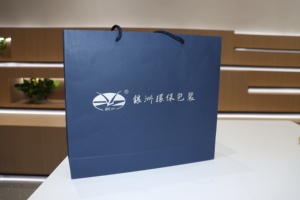 Nhà máy in logo mỹ phẩm Mặt nạ nước hoa không thấm nước có thể tái chế gửi thư tùy chỉnh bao bì hộp - Product Image 2