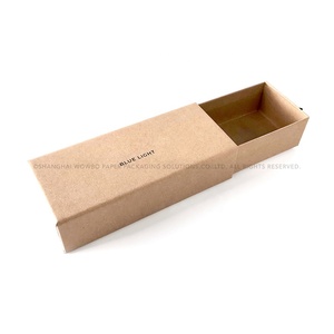 Boîte à parfum rigide personnalisée avec motif floral en relief et estampage à chaud argenté, finition douce au toucher pour flacons d'eau de parfum, couleur beige - Product Image 3