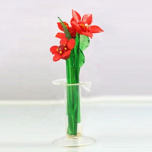 Belle À La Main Au Chalumeau Rouge Petit Vase En Verre De Fleur - Product Image 6