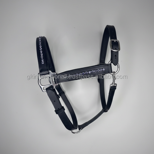 Licou de cheval en cuir anglais noir avec rembourrage doux de vache cousu et cristaux ronds décoratifs licou de course de chevaux fantaisie - Product Image 1