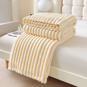 Manta de Franela de Lujo con Burbujas, Cómoda, Suave, Cálida, Ligera, de Felpa, para Sofá, Cama, Viajes, con Logotipo Personalizado - Product Image 2