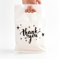 Sac en plastique PE durable avec poignée découpée, recyclable, écologique, imperméable, pour vêtements, shopping, emballage, taille et couleur personnalisables