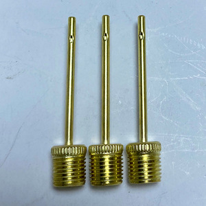 Aguja de aire chapada en oro de 38 mm de longitud para inflar balones de baloncesto, voleibol y fútbol. - Product Image 3