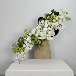 Chemin de table personnalisable en fleurs artificielles en soie blanche pour décorations de banquets de mariage et locations d'arrangements floraux - Product Image 6