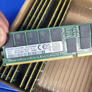 Módulo de Memoria de Servidor Registrado ECC 2RX4 PC5-6400AA-RDIMM M321RAJA0MB2-CCP 6400 128G en Stock - Product Image 4