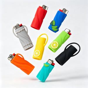 Étui de protection personnalisé en silicone imprimé pour briquet avec ventouse en caoutchouc pour cadeaux - Outil de cuisine portable - Product Image 3