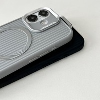 2025 nouvelles tendances en gros étuis de téléphone portable étanches avec support pliant cadre de caméra pour IPhone17 16 16promax 15pro