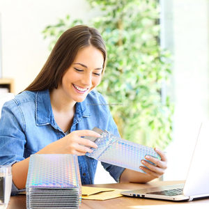 Enveloppes à bulles extra longues en polyéthylène, auto-adhésives et rembourrées, pour l'expédition d'articles étroits – Vente en gros - Product Image 5