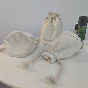 Venta al por mayor bolsa de algodón blanco de fondo redondo bolsa de joyería personalizada regalo de moda lona algodón doble cuerda de algodón bolsa de cuerda para el polvo - Product Image 4