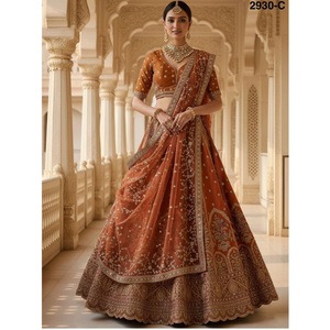 Lehenga Choli de Seda para Novia en Oferta, con Doble Dupatta y Bordado Pesado con Hilo Zari, para Recepción de Bodas y Vestimenta Nupcial - Product Image 1