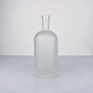 Wholesale 750Ml 700Ml 500Ml Forst Empty Whisky Liquor Bottle Remy Martin Glass Bottle For Liquor Corked