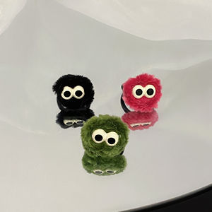 Nouvelle conception créative, mignonnes petites bagues en peluche en forme <span class=keywords><strong>de</strong></span> boule <span class=keywords><strong>de</strong></span> <span class=keywords><strong>charbon</strong></span> pour femmes et filles, bijoux fantaisie amusants pour l'index, collection automne-hiver - Product Image 2