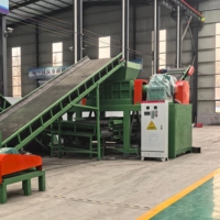 Machine de recyclage automatique de pneus usagés avec contrôle PLC pour la découpe industrielle des pneus, niveau de sécurité élevé