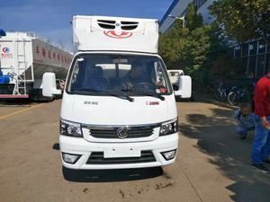 Dongfeng 12m ³ Camions réfrigérés 1.5 tonnes Camion frigorifique pour le transport de fruits frais Viande fraîche Vaccin médical à vendre - Product Image 3