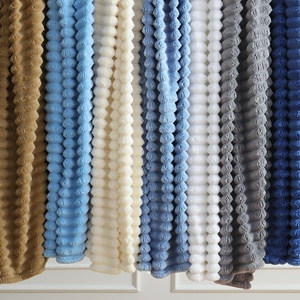 Couverture légère et douce en flanelle polaire, couverture décorative côtelée pour canapé ou femme, plusieurs tailles disponibles - Product Image 6