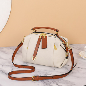 Sacs à main de luxe de créateurs en gros pour femmes : pochettes, sacs hobo, sacs bandoulière, sacs messager, sacs à épaule - Product Image 1