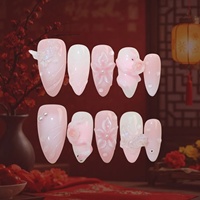 Kuku Palsu Stiletto Motif Kelinci Giok Merah Muda-Putih Cina, Desain 3D Kelinci, Bunga Mawar, Kristal Es, Kupu-kupu, dan Mutiara