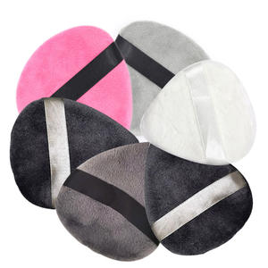 Logo personnalisé velours visage et corps blanc noir rose miroitant poudre bouffante réglage poudre ample bouffante pointu coeur poudre bouffante - Product Image 3