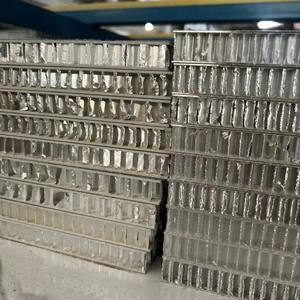 Panel de Pared Metálico de Panal de Abeja de Aluminio Ecológico <span class=keywords><strong>para</strong></span> Uso Interior/Exterior en Villas, Tamaños Personalizados, Impermeable y Resistente a los Rayos UV - Product Image 2