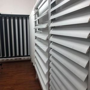 קיר פאנל עם רפפות אלומיניום עם להב רפפות רפפות אוטומטיות מתכווננות רפפות שמשייה מאלומיניום - Product Image 2