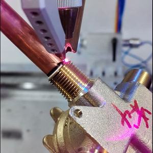 آلة لحام أوتوماتيكية بالليزر للأنابيب الفولاذية المقاومة للصدأ ذات 4 زوايا لصناعة العوارض والنوافذ - Product Image 4