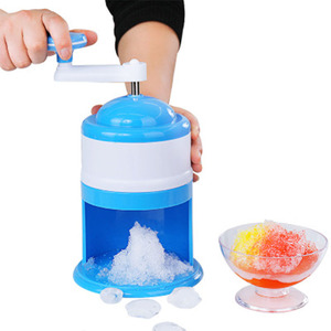 Japanese Taiwan Korean <strong>Home</strong> Mini <strong>Portable</strong> Manual Snow Cone Maker <strong>Ice</strong> <strong>Crusher</strong> Shavers Shaving Machine for <strong>Home</strong> <strong>Use</strong> - Product Image 3