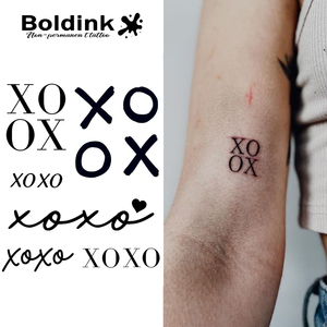 รอยสักชั่วคราวแบบกันน้ำ Boldink Black XOXO Hugs Kisses ลายอาร์ตแขนและลำตัว ติดทนนาน <span class=keywords><strong>2</strong></span> สัปดาห์  หมึกจากัว  แบบกึ่งถาวร - Product Image 1