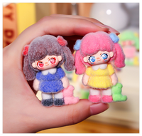 Boutique de vente en gros de figurines de collection tendance, populaires, en floc, boîte mystère, figurine personnalisée, sac surprise, poupée de dessin animé, fabricant