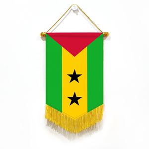 Bandera Nacional de Santo Tomé y Príncipe con borlas 20X30cm está dispuesta en la esquina del café - Product Image 2