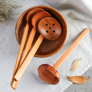 Louche à soupe japonaise en forme de dos de tortue, louche à ramen, louche à soupe en bois à long manche, passoire de restaurant en gros, louche à fondue chinoise - Product Image 1