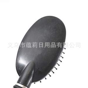Peigne de massage en caoutchouc de grande taille en plastique pour le soin des cheveux et la stimulation du cuir chevelu à usage domestique - Product Image 3
