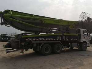 Bomba de Hormigón Montada en Camión Zoomlion de 43m Usada de Alta Calidad 2022, Maquinaria para Pequeñas Obras de Construcción, Precio Competitivo - Product Image 5