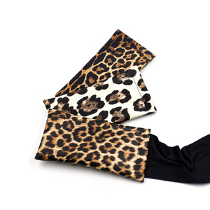 Cổ Phiếu Sẵn Sàng Leopard Print PU Da Kính Pouch Leopard Top Bóp Kính Mát Da Trường Hợp Với Làm Sạch Vải - Product Image 3