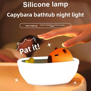 <span class=keywords><strong>Veilleuse</strong></span> Capybara pour Baignoire, Rechargeable USB, en Silicone, Style Minimaliste Moderne, Contrôle par Bouton, Luminosité Réglable sur Trois Niveaux, pour Enfants - Product Image 4
