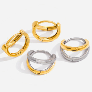 Pendientes Huggie de Dos Tonos, Oro y Plata, Acero Inoxidable, Diseño Geométrico, Joyería Ligera de Moda para Mujeres y Niñas - Product Image 1