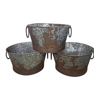Bac à plantes ovale vintage en acier galvanisé récupéré, seau à glace, bac de jardin, pots décoratifs d'extérieur avec poignées - Product Image 1