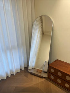 <span class=keywords><strong>Espejo</strong></span> de <span class=keywords><strong>cuerpo</strong></span> <span class=keywords><strong>completo</strong></span> estilo Ins <span class=keywords><strong>con</strong></span> <span class=keywords><strong>base</strong></span> <span class=keywords><strong>espejo</strong></span> de ajuste de piso arqueado contra la pared se puede personalizar - Product Image 5