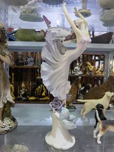 Adorno de Resina Personalizable de Bailarina de Ballet de Estilo Nórdico con <span class=keywords><strong>Base</strong></span> de Flores, Estatua Decorativa Artística para el Hogar, Regalo para Escritorio - Product Image 2