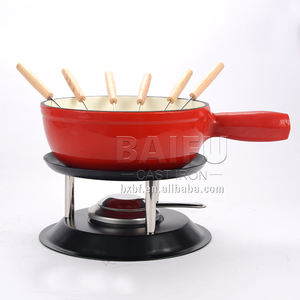 Ensemble de fondue en <span class=keywords><strong>fonte</strong></span> <span class=keywords><strong>émaillé</strong></span>e de 2 pintes, pot à fondue pour faire fondre le fromage, support en métal avec fourchettes en <span class=keywords><strong>acier</strong></span> inoxydable et brûleur - Product Image 3