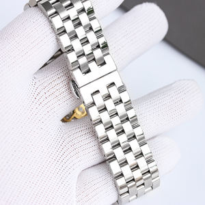 Montre mécanique de luxe à plusieurs cadrans, affichage complet de la date et des phases lunaires, lunette à motif gravé, index sertis de diamants - Product Image 6