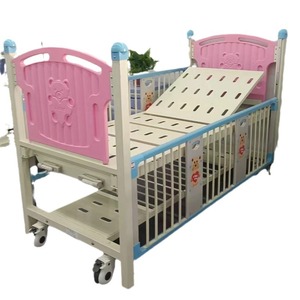 Cama hospitalaria infantil manual de doble manivela para el cuidado de niños, con elevación de espalda y piernas, para uso doméstico y de enfermería. - Product Image 1