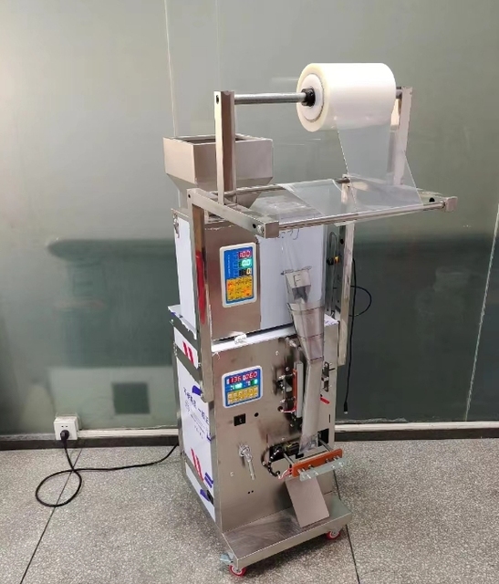 Automatic Sweet Stick Tomato Ketchup Chilli Honey Sachets Liquid Paste Cosmetic Cream Bag Packing Seal Machine