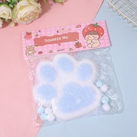Jouet anti-stress en forme de patte de chat, vente en gros, grande taille, texture PVC effet slime, gadget anti-stress esthétique pour les jeunes