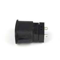 Prise de courant industrielle 2,5A AC 250V |   1 Prise de courant |   Prise EU/SA |   CCC/CE pour |   Construction en cuivre et nylon |   Noir |   1,5 m